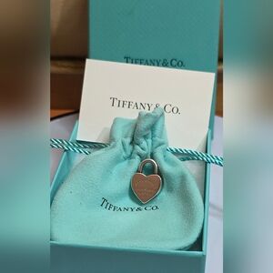 TIFFANY & Co Please return to Tiffany heart padlock 925 Sterling W/ Box & Pouch